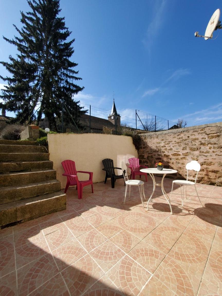 Chez Emile Cote Face Maison Entiere, 3 Chambres, 2 Salles De Bains,Jardin Et Terrasse Humes-Jorquenay Dış mekan fotoğraf